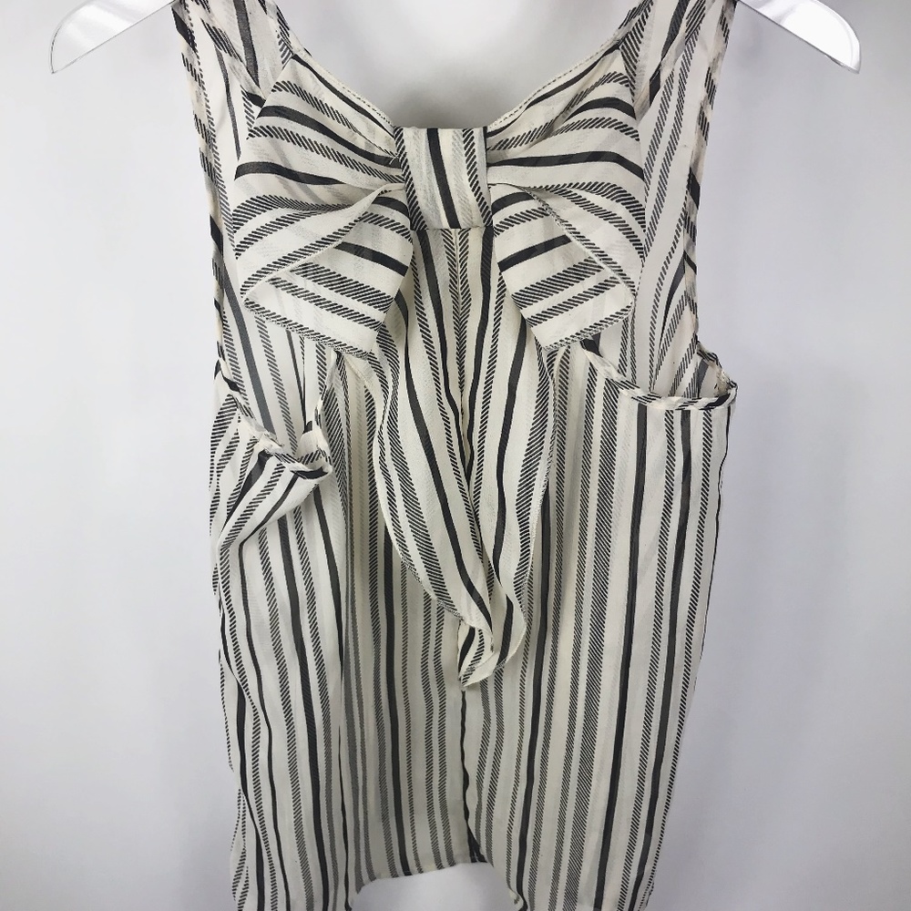 Live 4 Truth Sheer tank with bow detail on back M